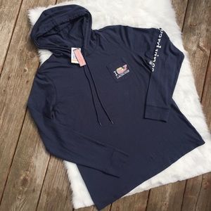 NWT Women’s Vineyard Vines Hoodie Tee